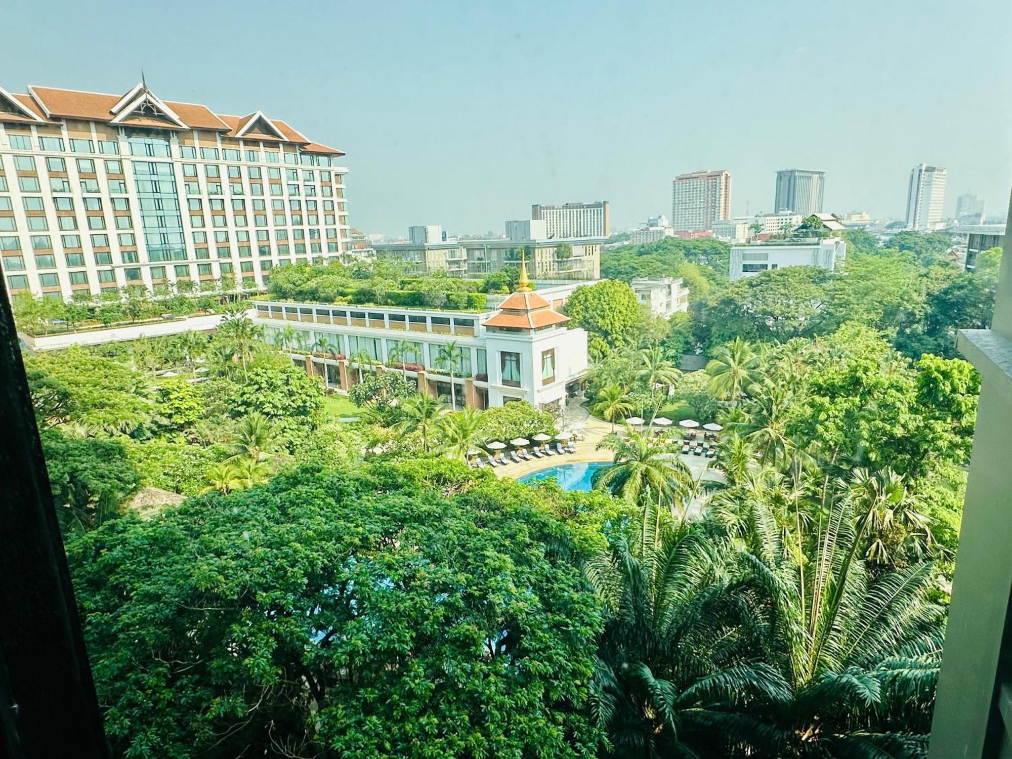 The Astra Condo Changkhlan In Chiang Mai Esterno foto